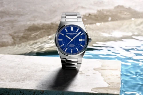 Đồng hồ Frederique Constant Highlife: Tái định nghĩa Sport-Chic và hệ thống dây đeo tích hợp đỉnh cao